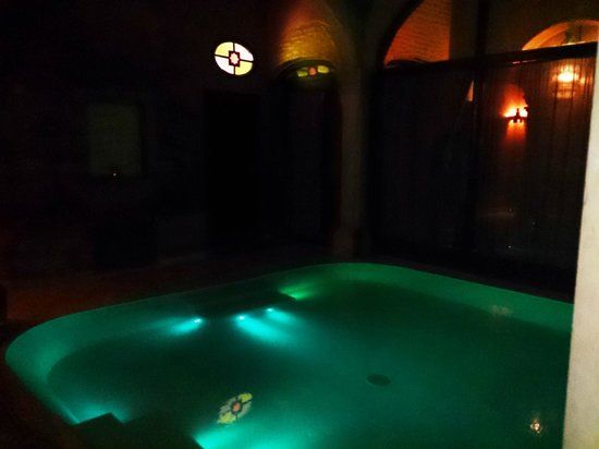 Baños Árabes Hammam Andalusi
